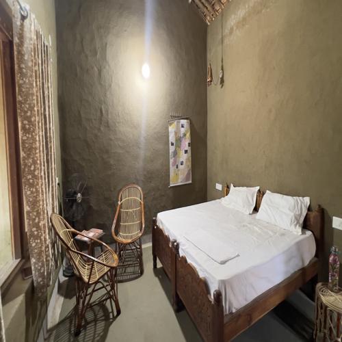 Jungle Joy Homestay, Basata